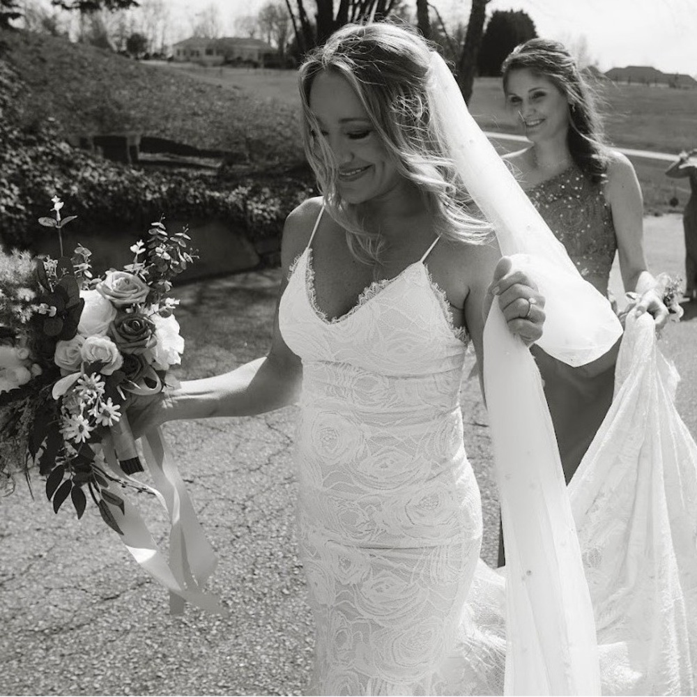 Grace Loves Lace Wedding Dress Size 4